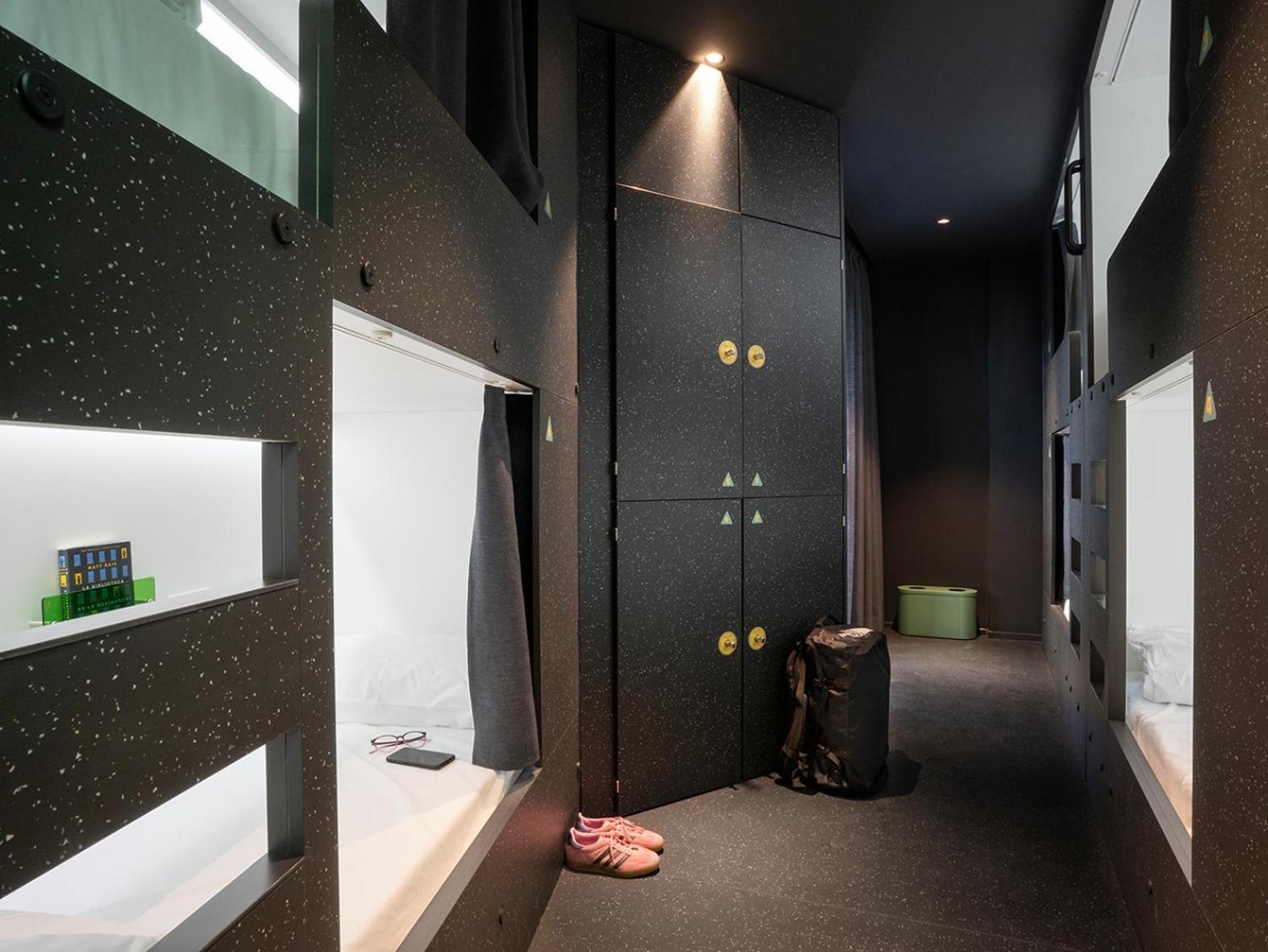 Amistat City Hostel 巴塞罗那 外观 照片